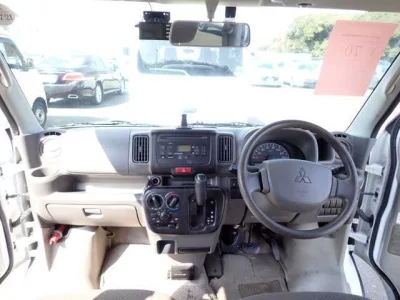 Mitsubishi MINICAB VAN