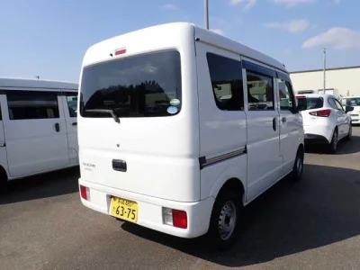 Mitsubishi MINICAB VAN