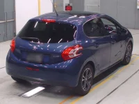 Peugeot 208 лот № 10048 оценка 4  с аукциона в Японии 1