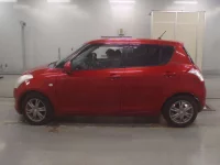 Suzuki SWIFT лот № 30324 оценка 3  с аукциона в Японии 3
