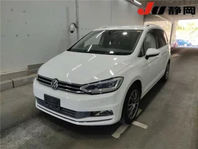 Volkswagen GOLF TOURAN  с аукциона в Японии