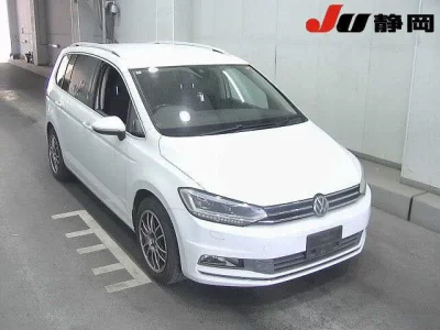 Volkswagen GOLF TOURAN  с аукциона в Японии