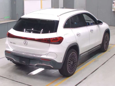 Mercedes-Benz EQA  с аукциона в Японии
