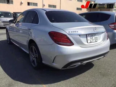 Mercedes-Benz C CLASS  с аукциона в Японии