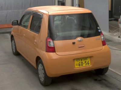 Daihatsu Esse