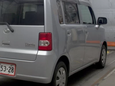 Daihatsu Move Conte