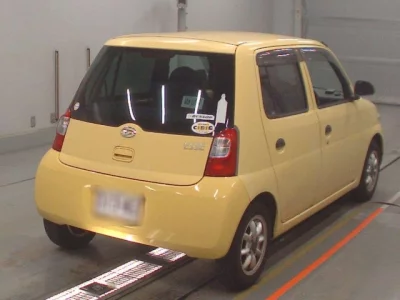 Daihatsu Esse