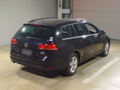 Volkswagen GOLF VARIANT