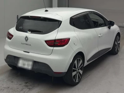 Renault LUTECIA  с аукциона в Японии