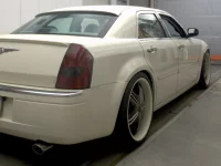 Chrysler 300C лот № 17042 оценка 3.5  с аукциона в Японии 3