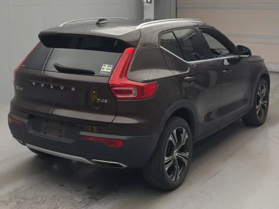 Volvo XC40  с аукциона в Японии