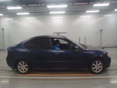 Subaru LEGACY B4