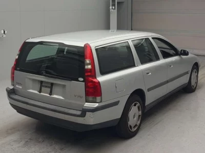 Volvo V70