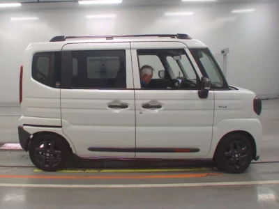 Suzuki Spacia Gear