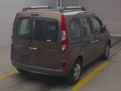 Renault KANGOO  с аукциона в Японии