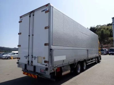 Hino PROFIA