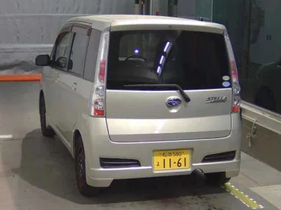 Subaru STELLA