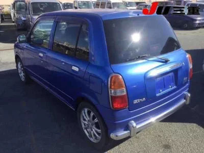 Daihatsu MIRA