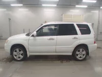 Subaru FORESTER лот № 30851 оценка 3.5  с аукциона в Японии 3