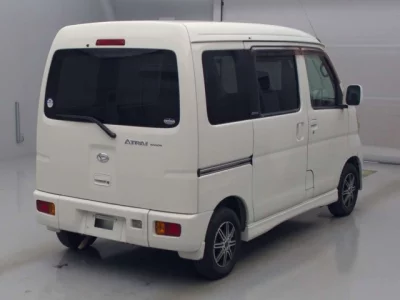 Daihatsu Atrai Wagon  с аукциона в Японии