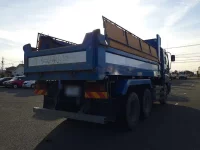 Isuzu GIGA лот № 70009 оценка 3  с аукциона в Японии 1