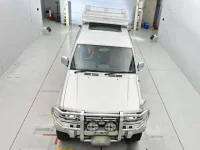 Mitsubishi PAJERO лот № 30105 оценка 3.5  с аукциона в Японии 6