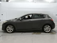 Mazda AXELA лот № 10085 оценка 3.5  с аукциона в Японии 3