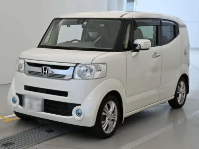 Honda N-Box Slash