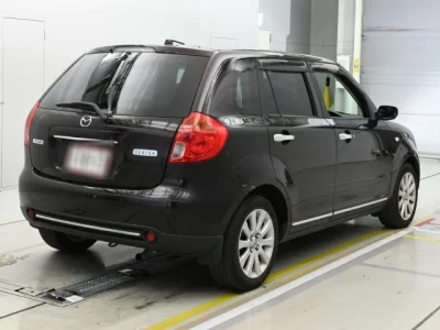 Mazda Verisa