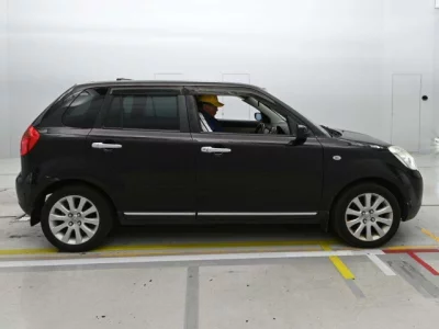 Mazda Verisa