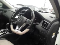 Nissan X-TRAIL лот № 30022 оценка 4.5  с аукциона в Японии 8