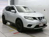 Nissan X-TRAIL лот № 30081 оценка 4.5  с аукциона в Японии 4