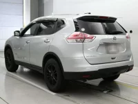 Nissan X-TRAIL лот № 30081 оценка 4.5  с аукциона в Японии 5