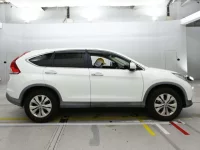 Honda CR-V лот № 30233 оценка 4.5  с аукциона в Японии 2