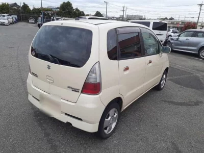 Suzuki MRWAGON