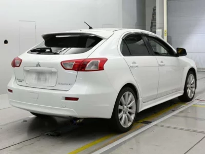 Mitsubishi Galant Fortis