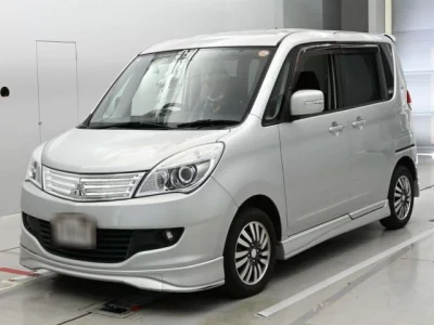 Mitsubishi Delica D:2