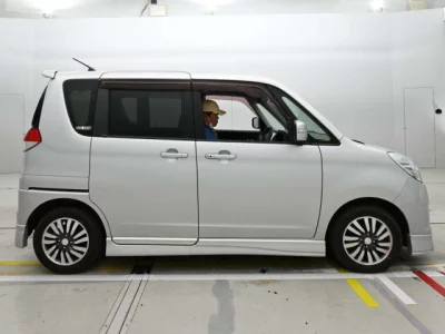 Mitsubishi Delica D:2