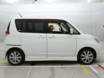 Mitsubishi Delica D:2