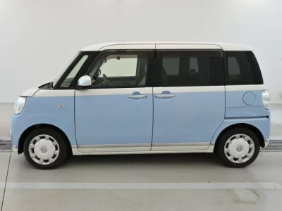 Daihatsu MOVE CANBUS  с аукциона в Японии