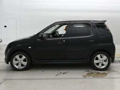 Suzuki CHEVROLET CRUZE