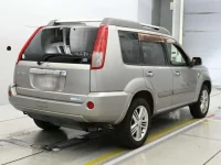Nissan X-TRAIL лот № 10135 оценка 3.5  с аукциона в Японии 1