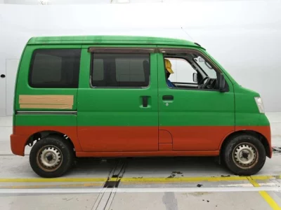 Daihatsu HIJET VAN