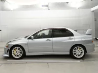 Mitsubishi LANCER лот № 33186 оценка RA  с аукциона в Японии 3