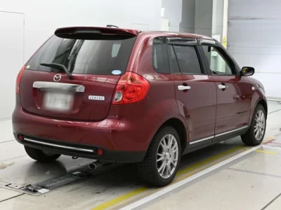 Mazda Verisa
