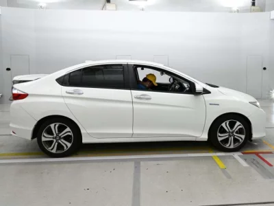 Honda GRACE