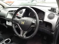 Honda STREAM лот № 90528 оценка 3  с аукциона в Японии 8