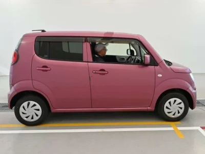 Suzuki MRWAGON