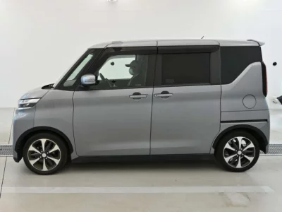 Mitsubishi eK X Space