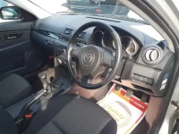 Mazda AXELA лот № 90516 оценка 4  с аукциона в Японии 8